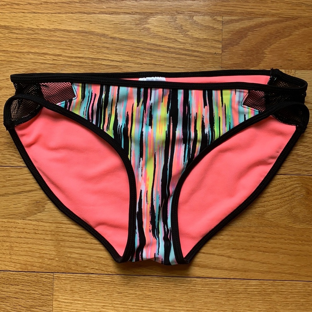 NWOT Reversible Bikini Bottom